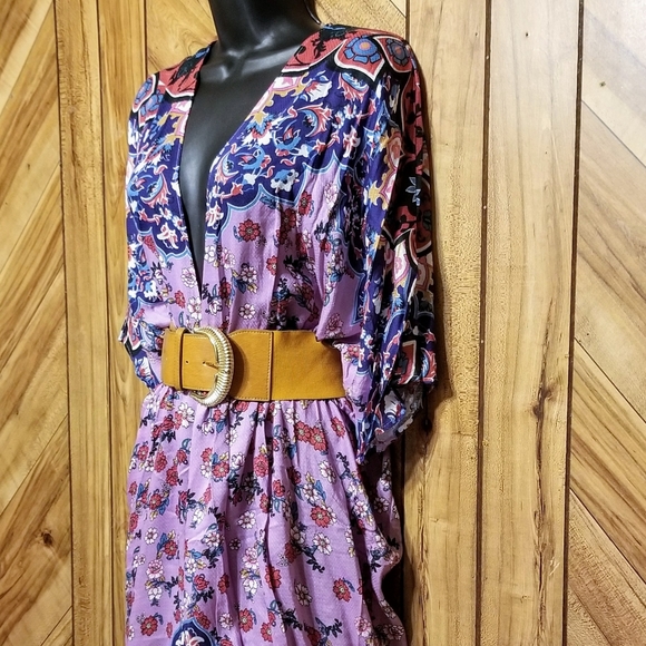 Time and Tru Tops - Hobo Floral Kimono